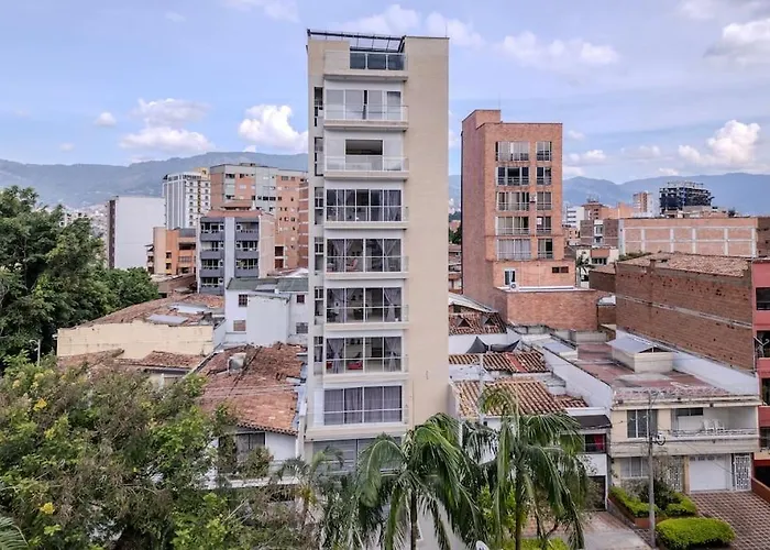 Apartamento Centrico En Laureles Con Piscina 301